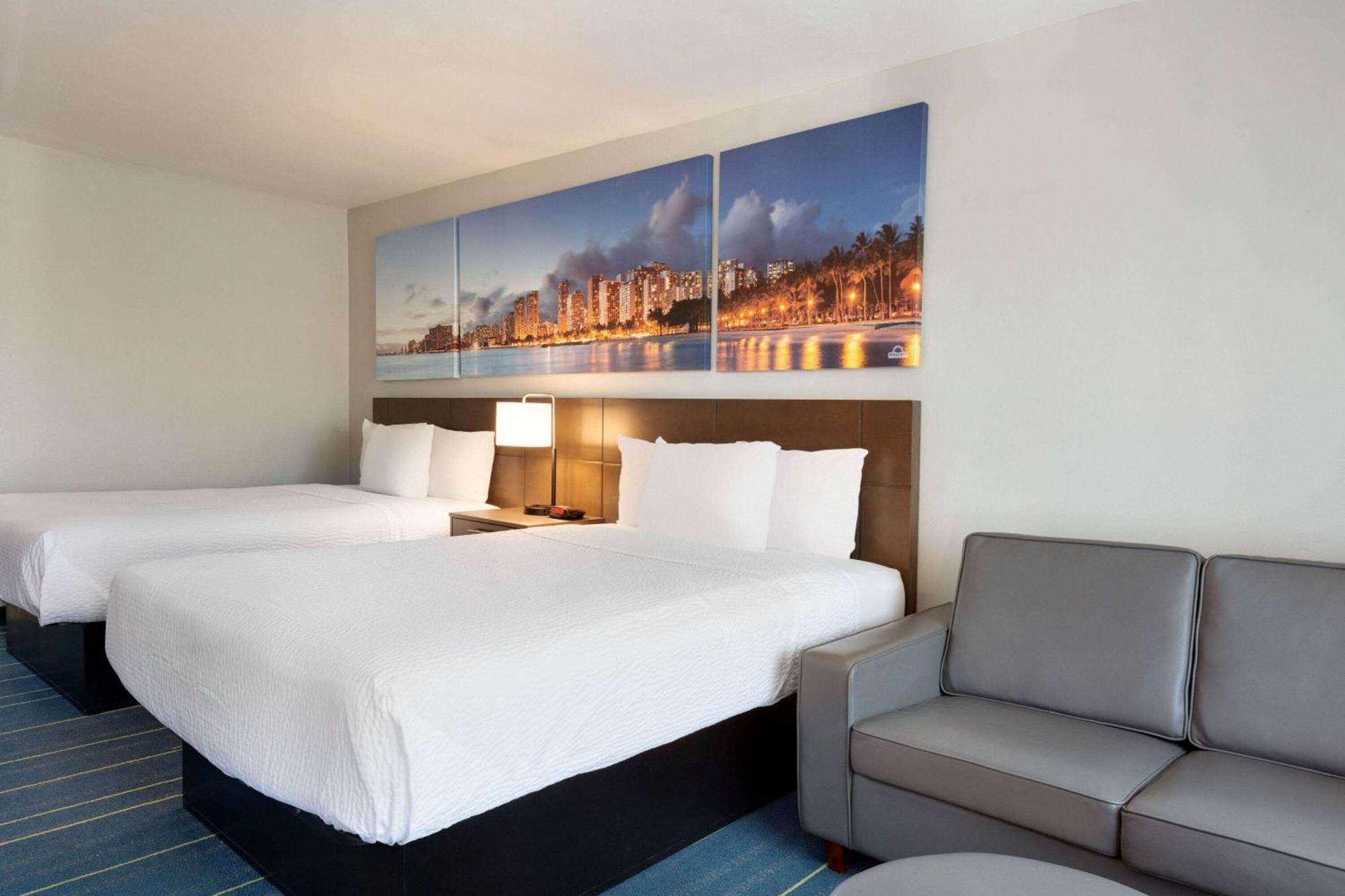 Days Inn&Suites by Wyndham Anaheim At Disneyland Park Exterior foto