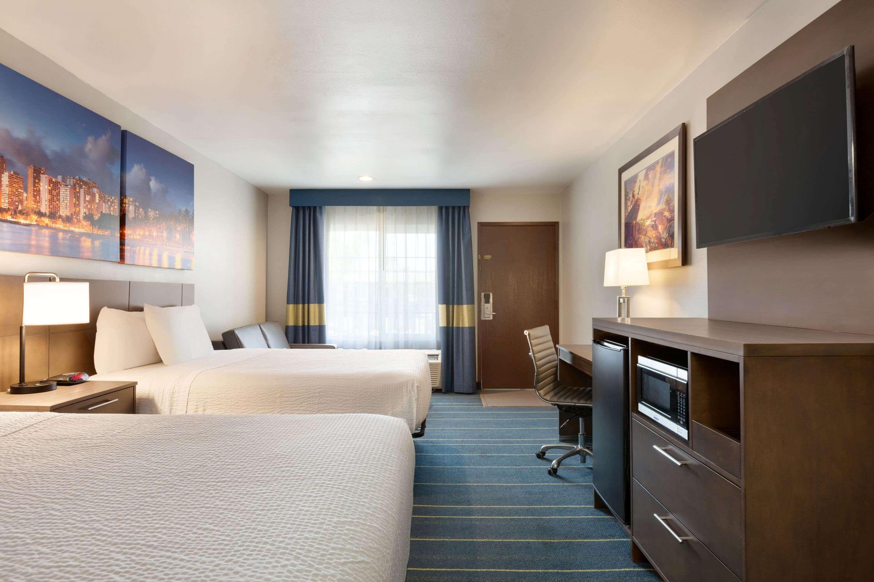 Days Inn&Suites by Wyndham Anaheim At Disneyland Park Exterior foto